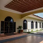Ole Suite Hotel